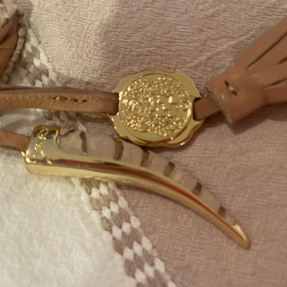 Vince Camuto folding clutch/purse - Picture 7 of 7